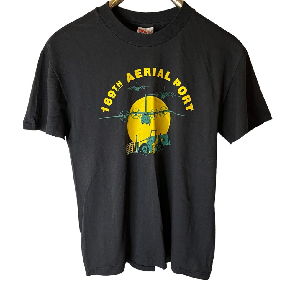 1990s Vintage Air Force T-shirt 189th Aerial Port Size M ASAF